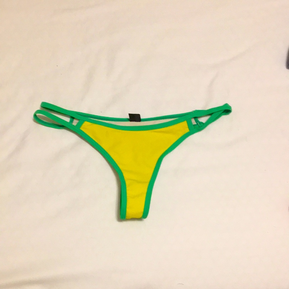 Boutique la bikini bottom